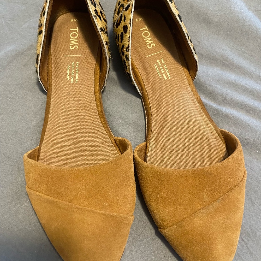 Toms Tan Suede Flats Sleek Slingback Design